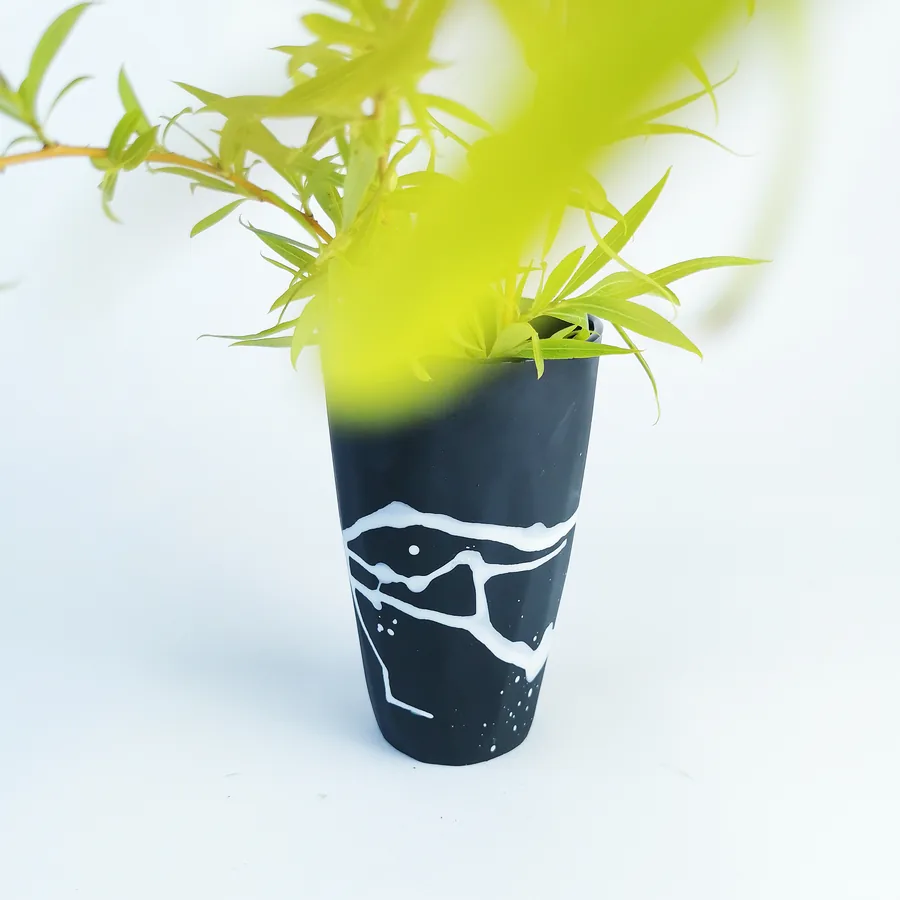 Ceramic vase 10